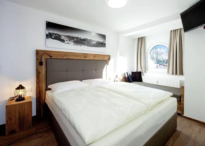 Austria * Finkenberg